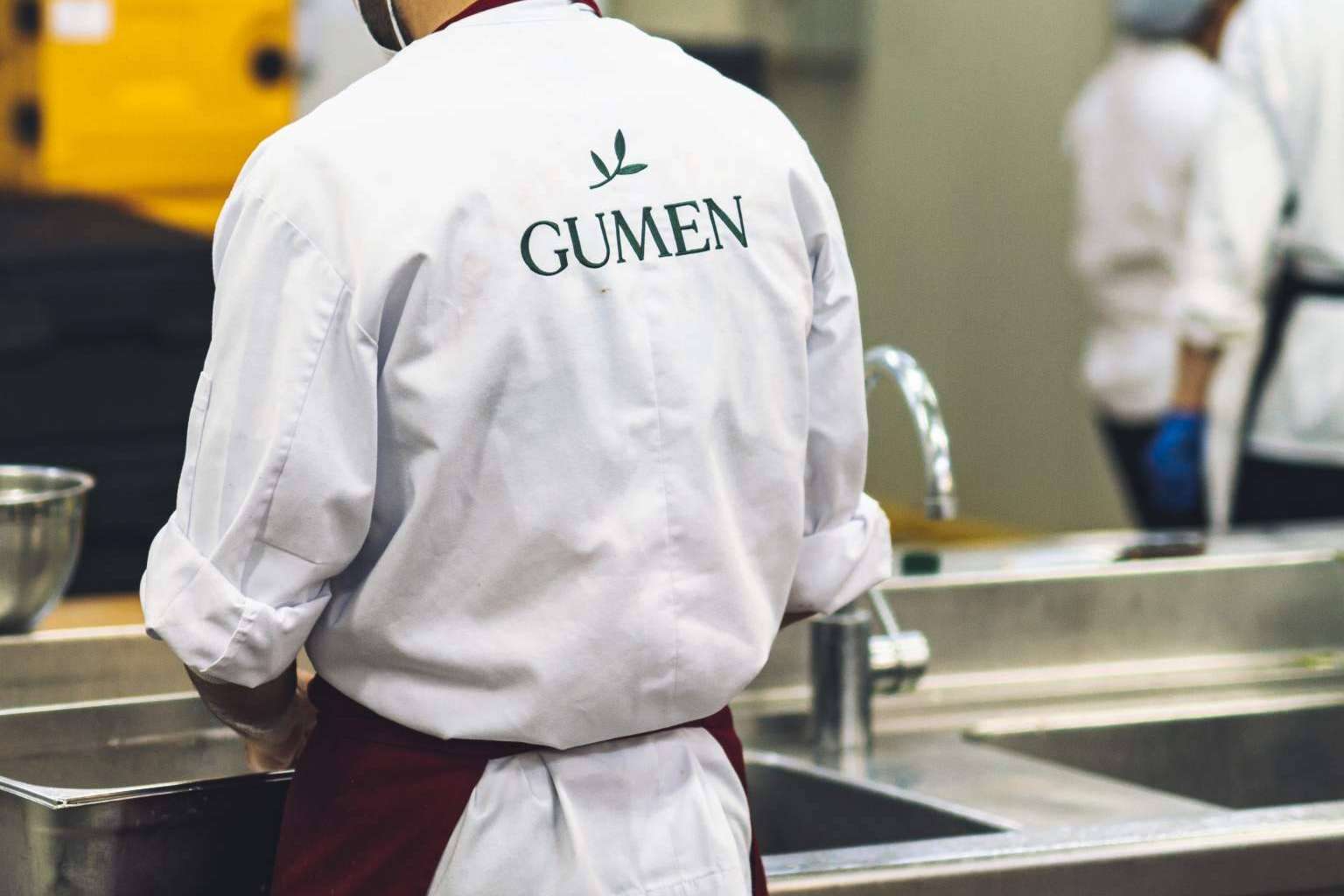 Gumen ofrece menús para empresas con una cocina de proximidad, transparente y honesta