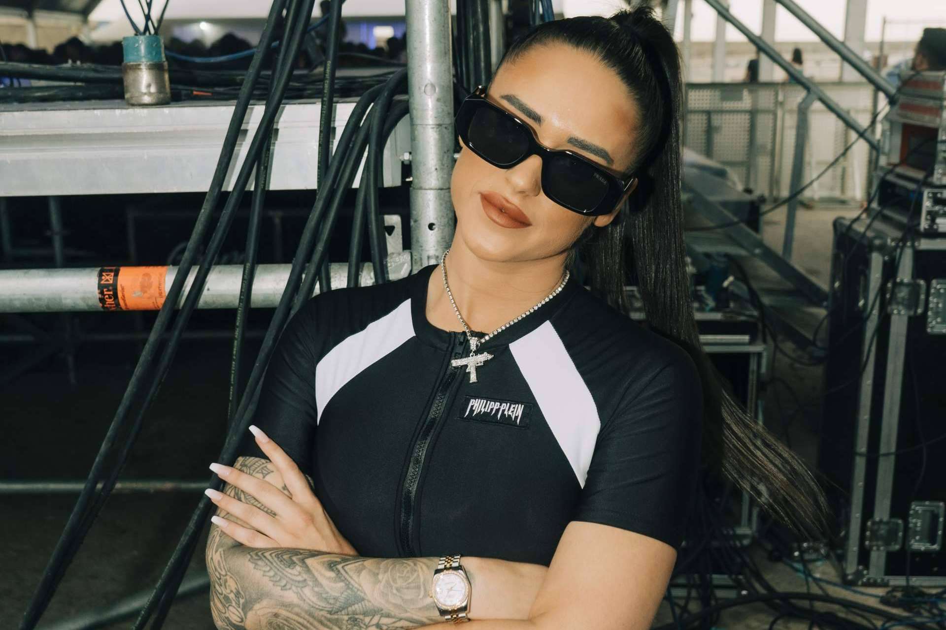 Zucla, la DJ que está redefiniendo la música urbana