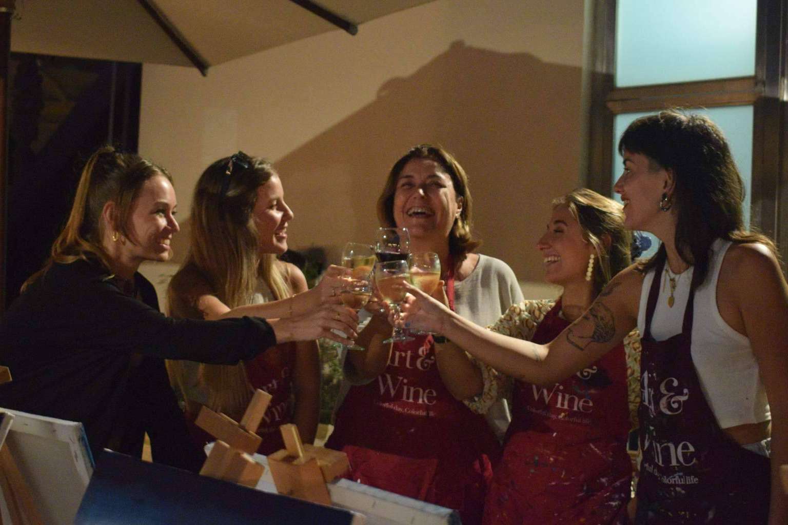 Regalar momentos inolvidables con experiencias creativas en Barcelona de la mano de Art&Wine