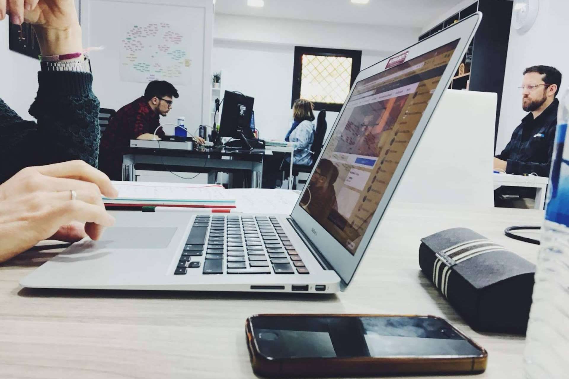 La agencia de marketing en Extremadura Alotrolado celebra 10 años de trayectoria