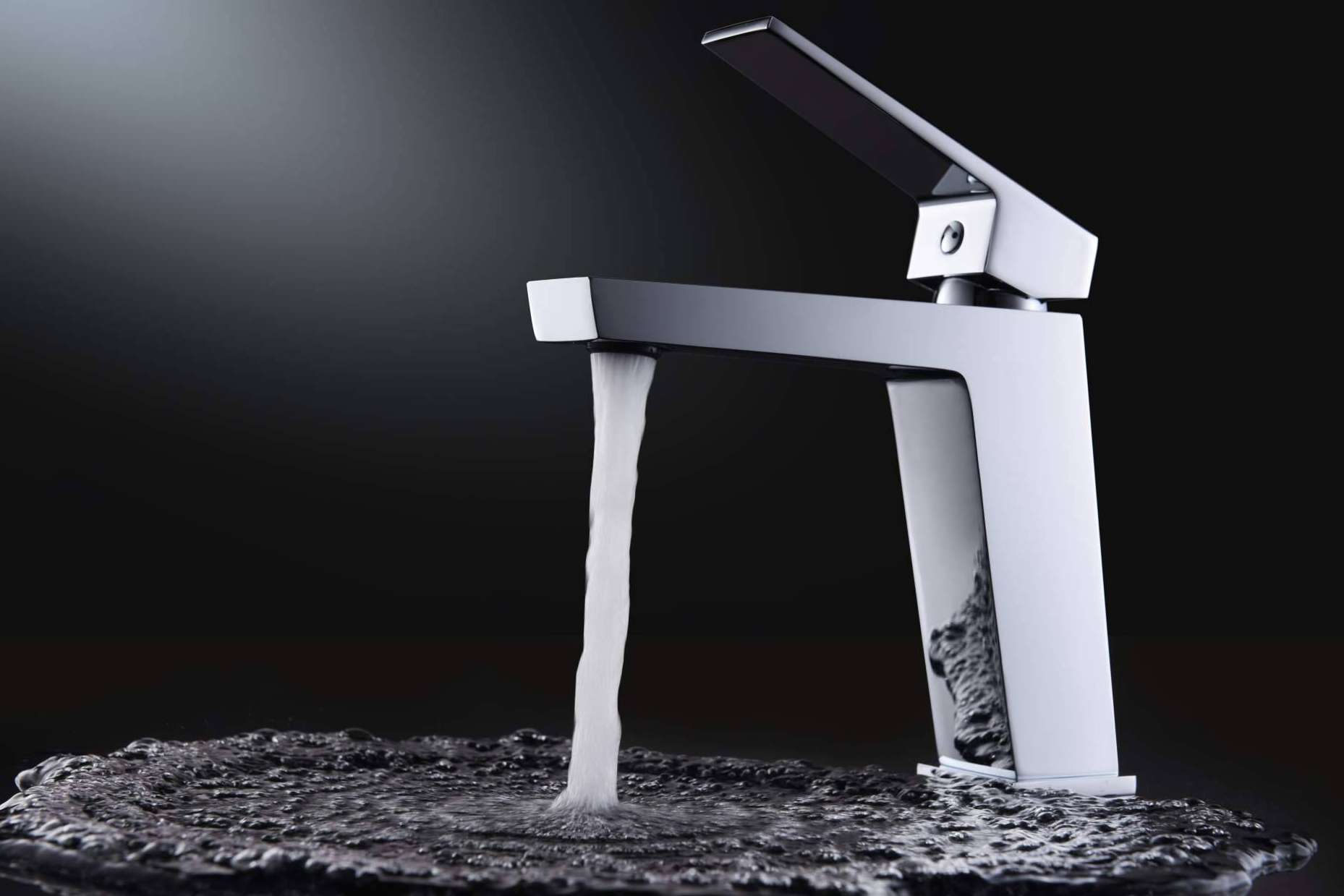 Serie ART, grifería monomando geométrica en tendencia de Imex Products