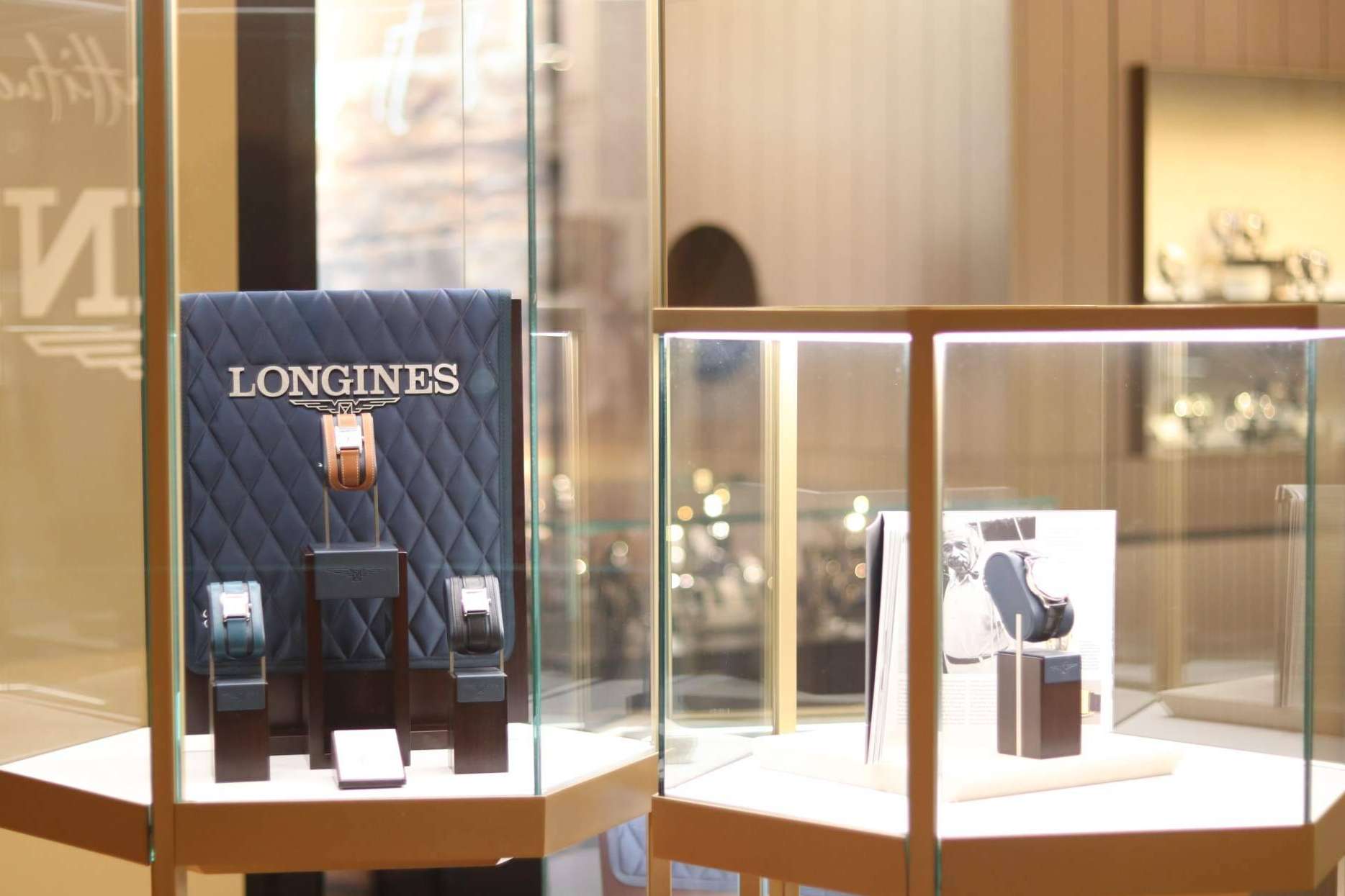 Longines cautiva con sus últimas creaciones en la presentación en The Embassy