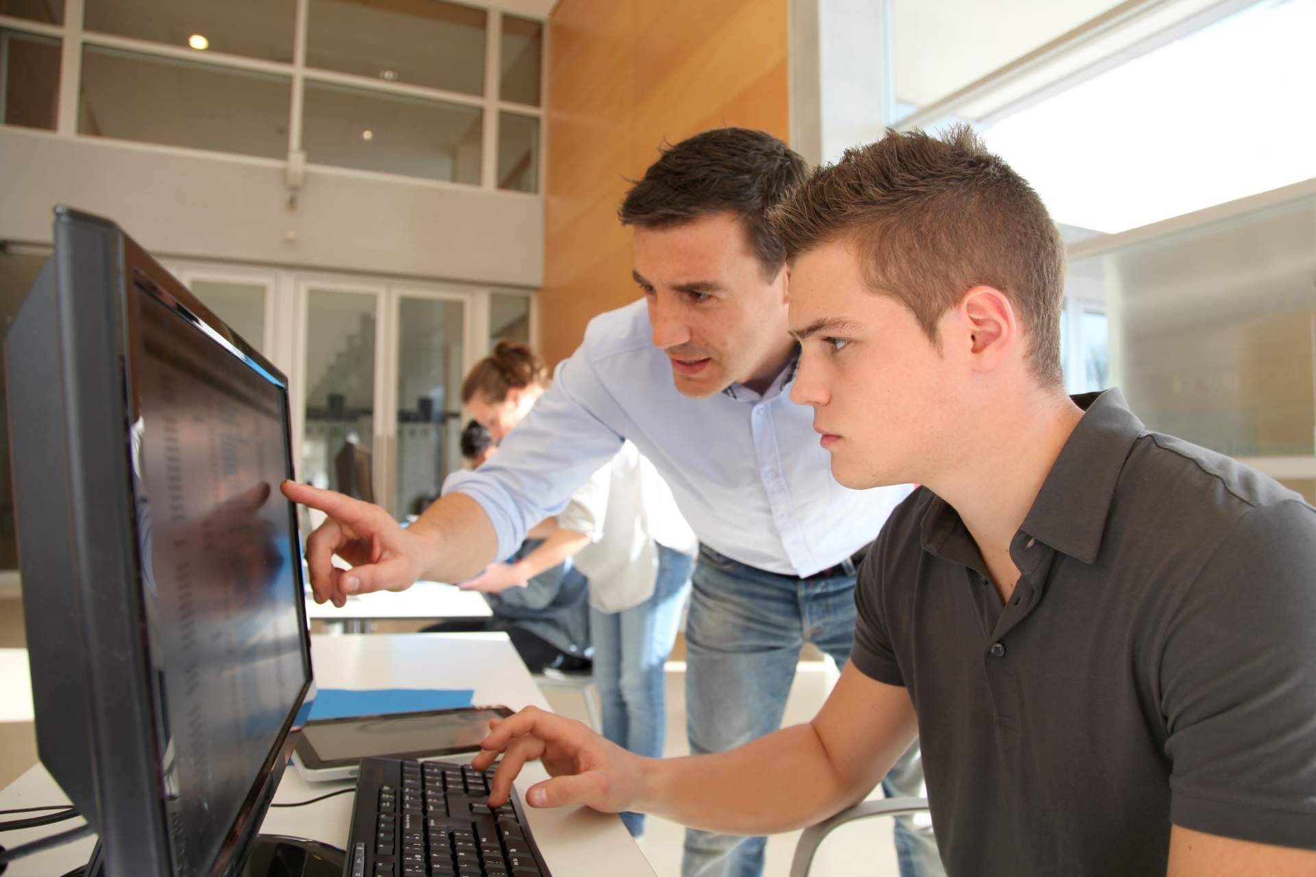 Mantenimiento informático integral para empresas con NOÁTICA