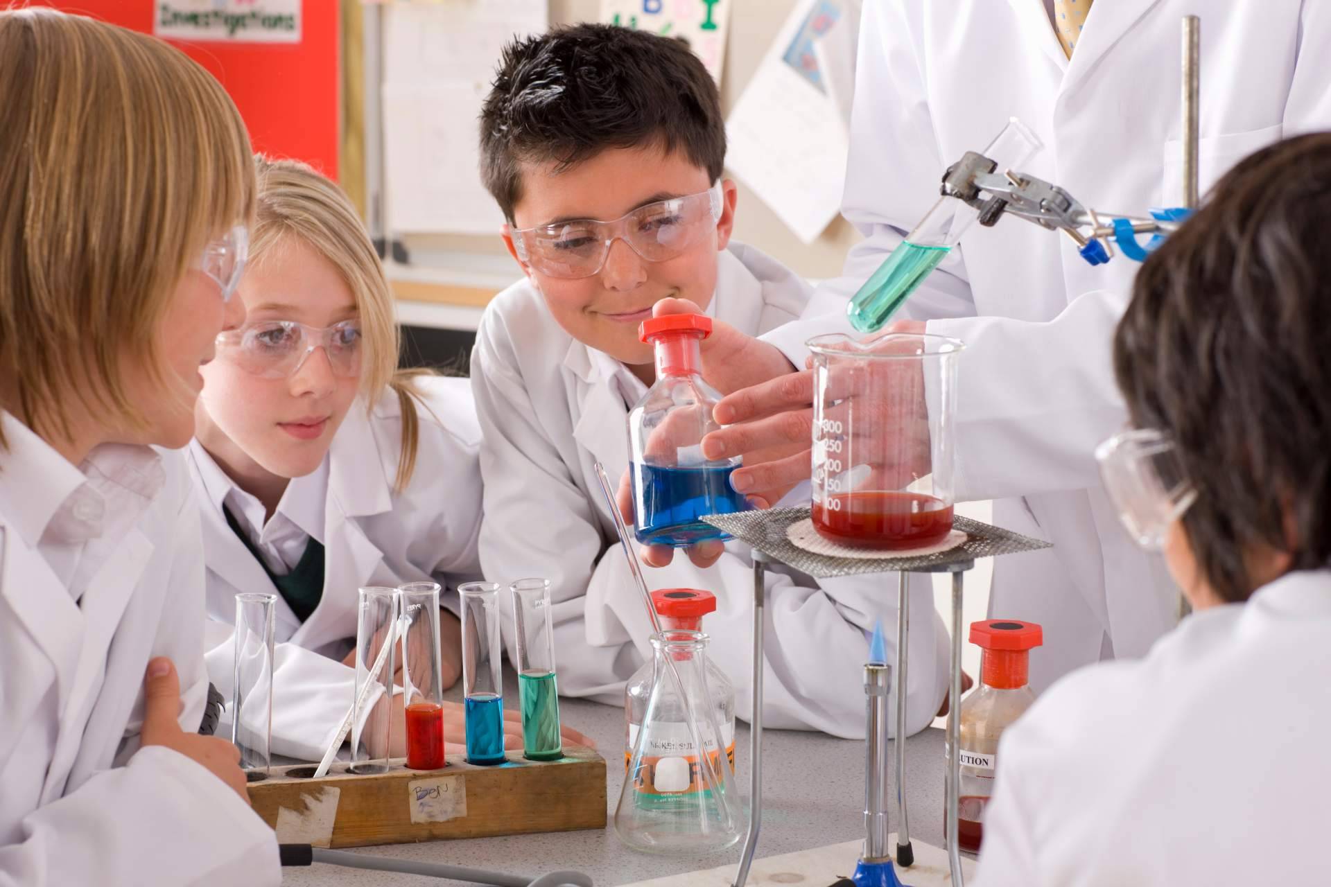 Pidiscat presenta consejos esenciales para garantizar la durabilidad y precisión del equipo de laboratorio