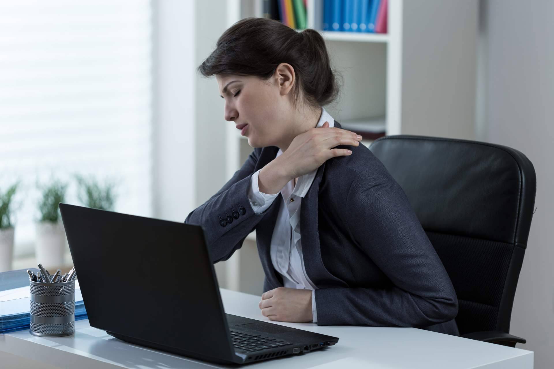 iXalud analiza las posibles causas, síntomas y alternativas de tratamiento para la fibromialgia