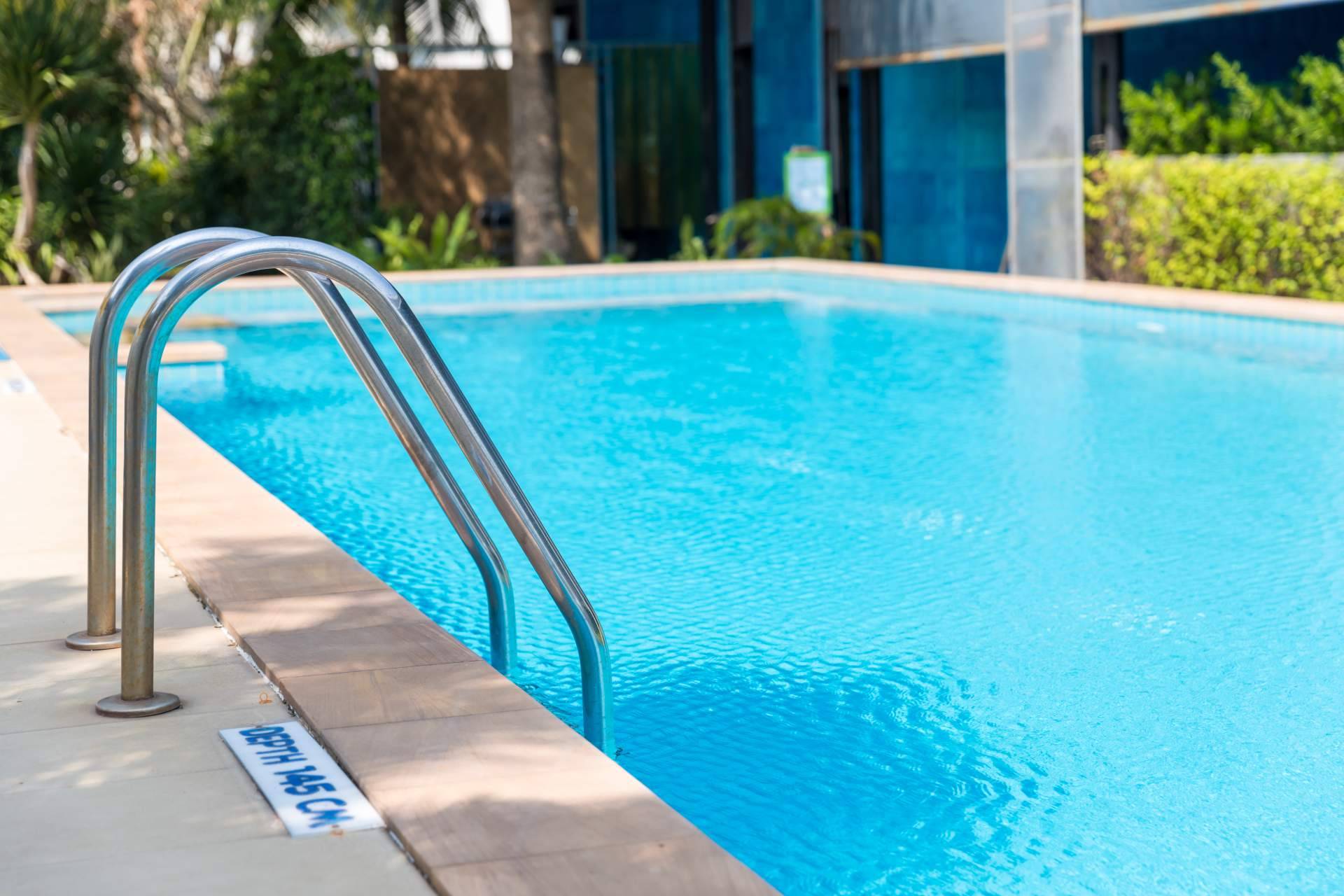 Sacosa facilita todos los productos necesarios para la instalación y cuidado de piscinas en Alcalá de Henares