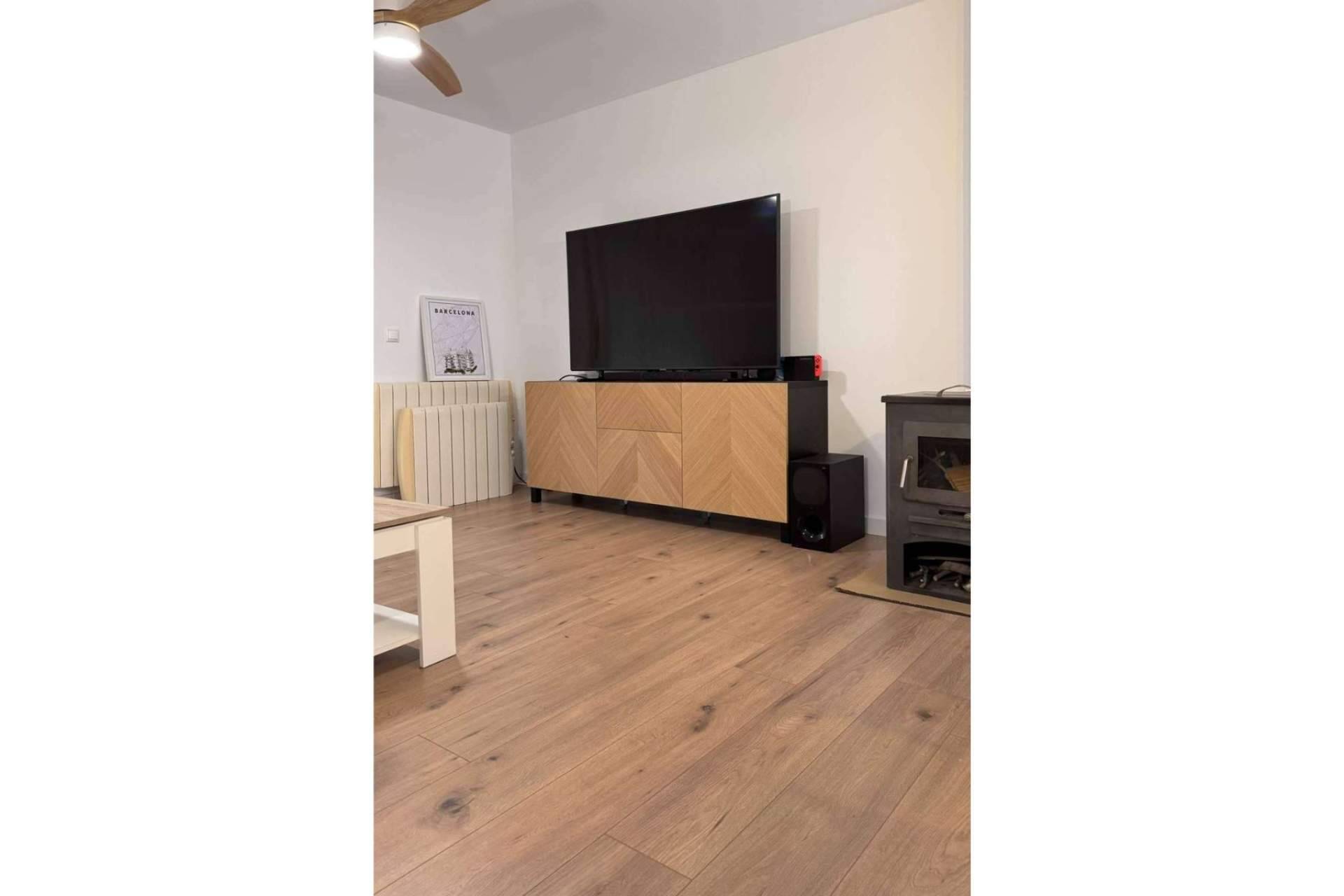 Servicio de instalación de suelos laminados vinílicos SPC en la provincia de Tarragona, de la mano de ApliService