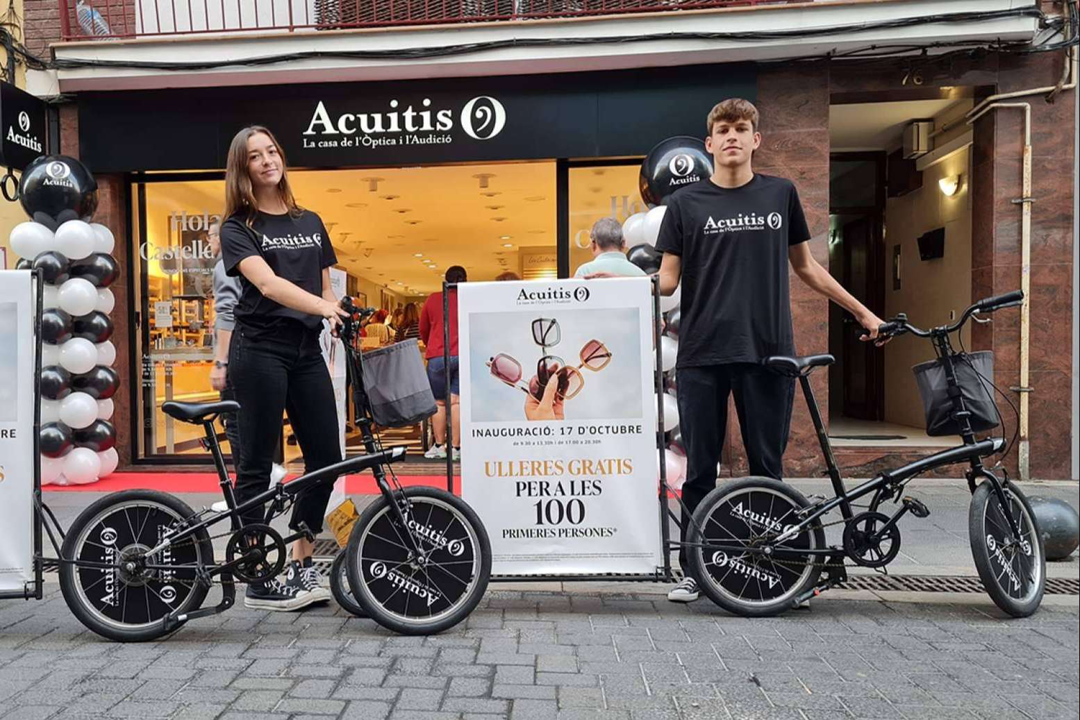 Uno de los mejores servicios de azafatas y publicidad en bicicleta de Barcelona