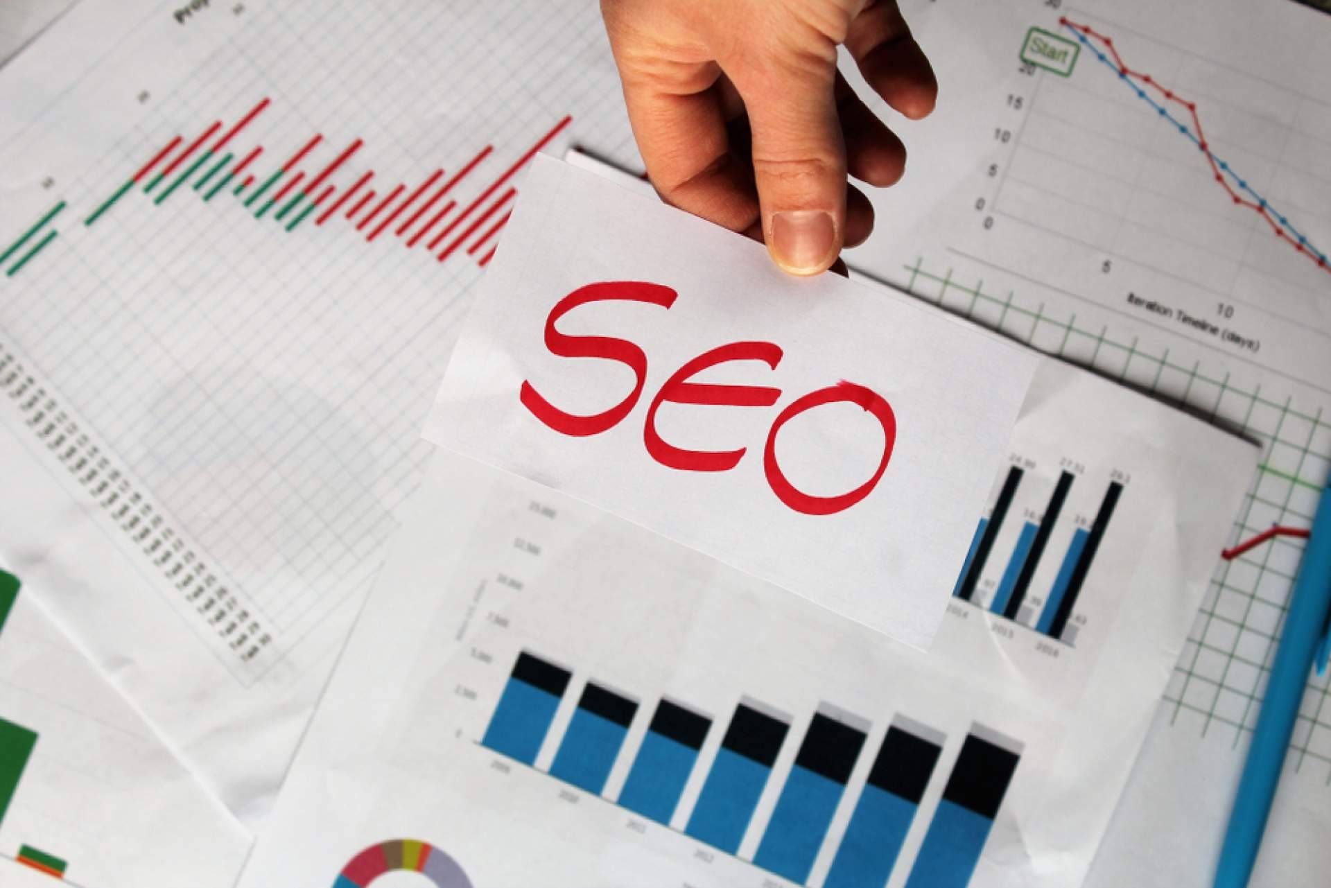 Dimoteca explica cómo hacer SEO on page para mejorar la visibilidad online