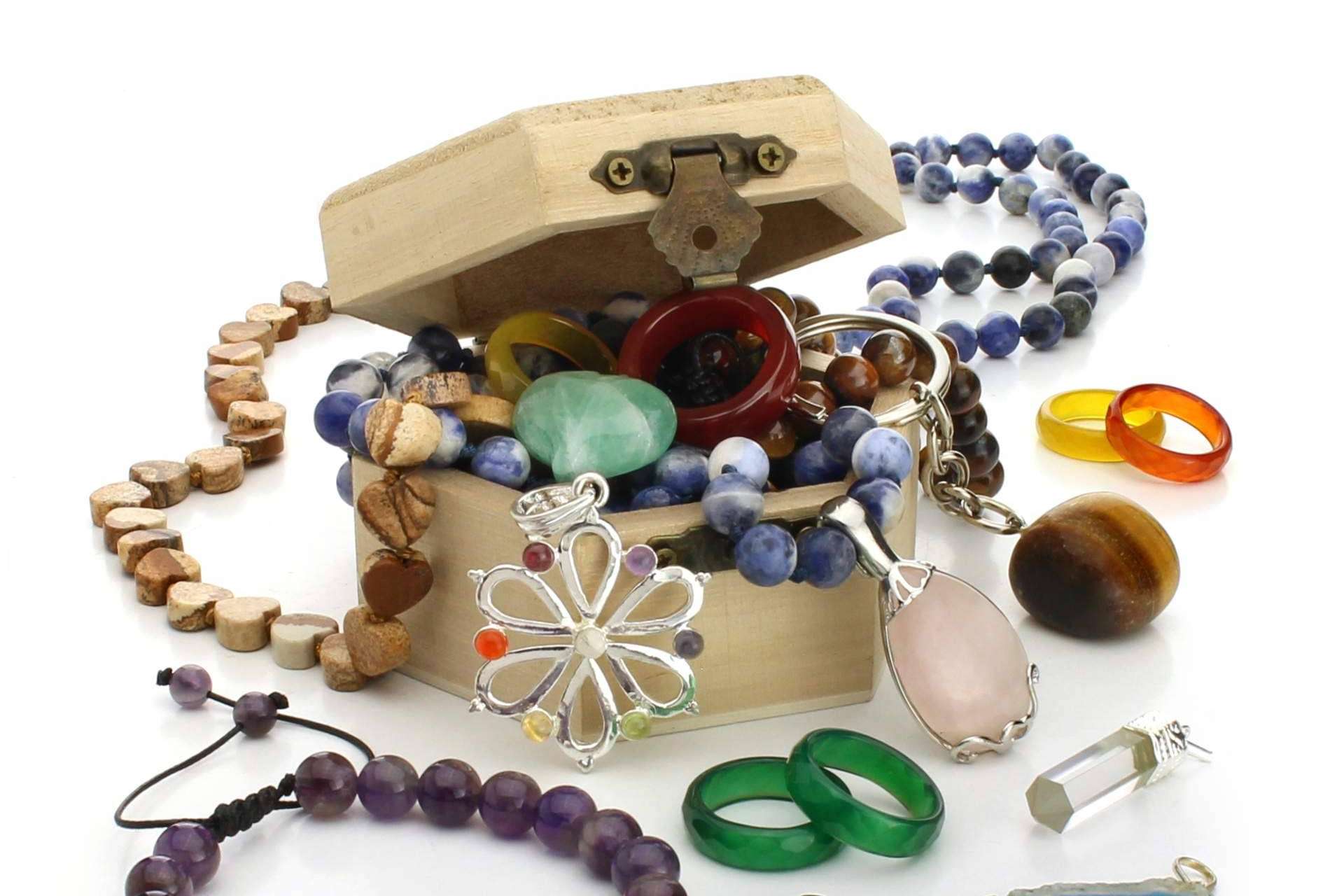 UniArt Minerales, la tienda online con una variada oferta de piedras semipreciosas y accesorios
