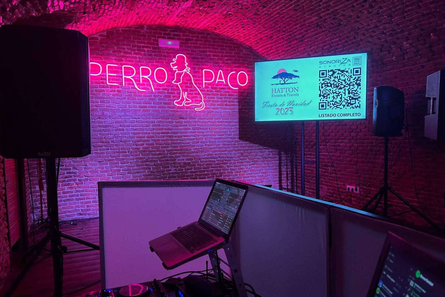 Servicios de sonorización, iluminación y audiovisuales, con Sonoriza Eventos