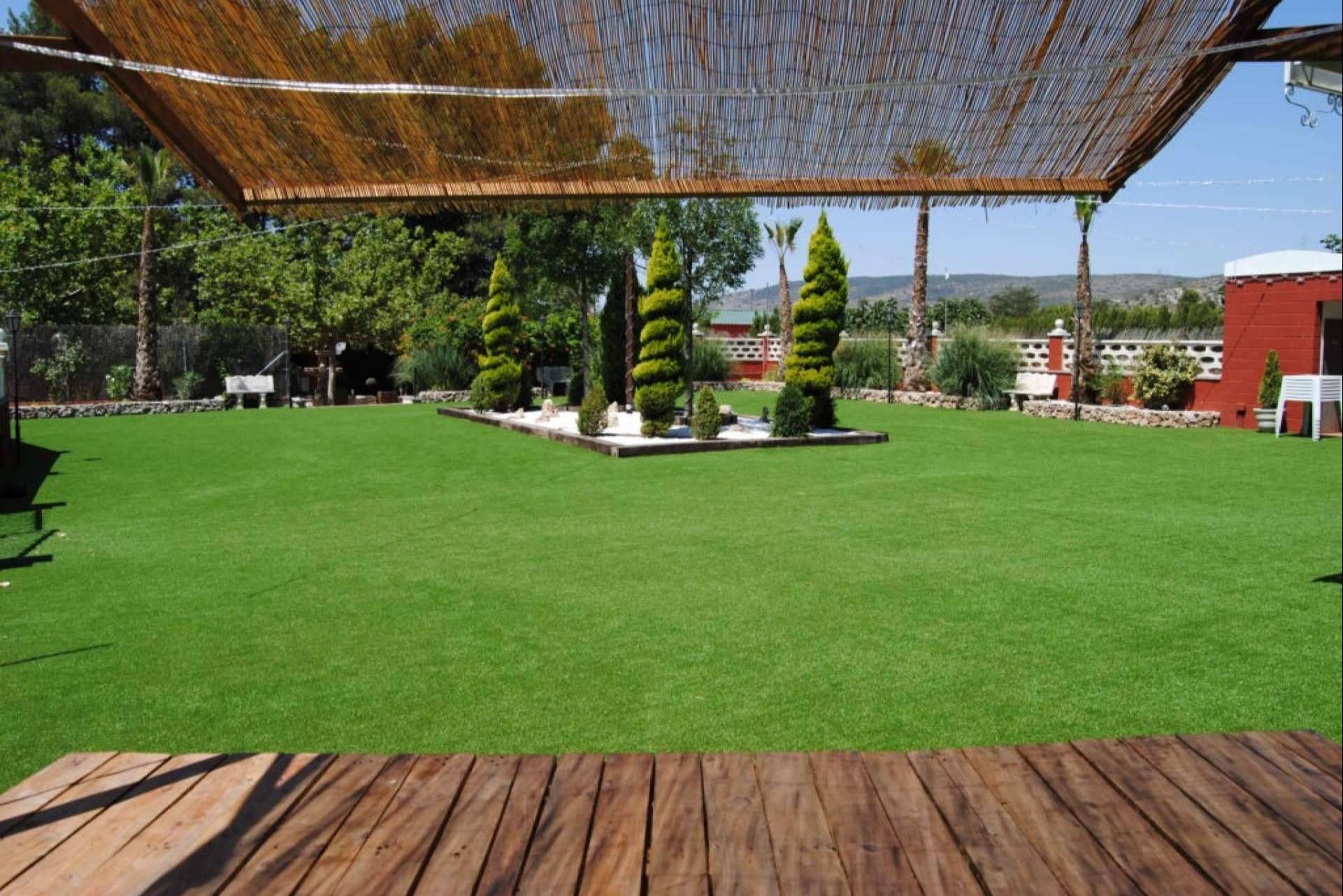 Césped artificial para eventos, resistencia y estilo con Albergrass