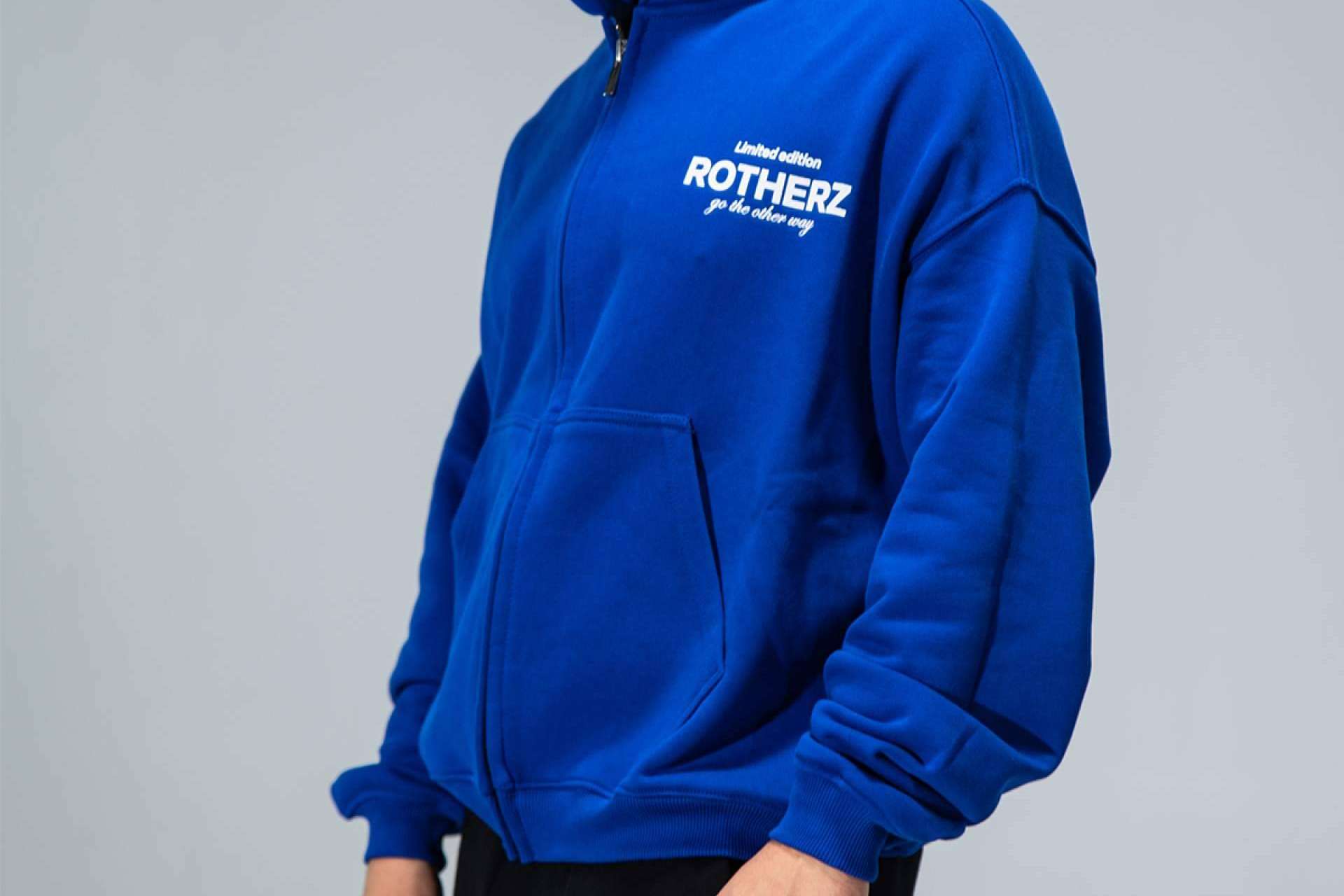 Rotherz impulsa la moda urbana sostenible con una colección innovadora de streetwear