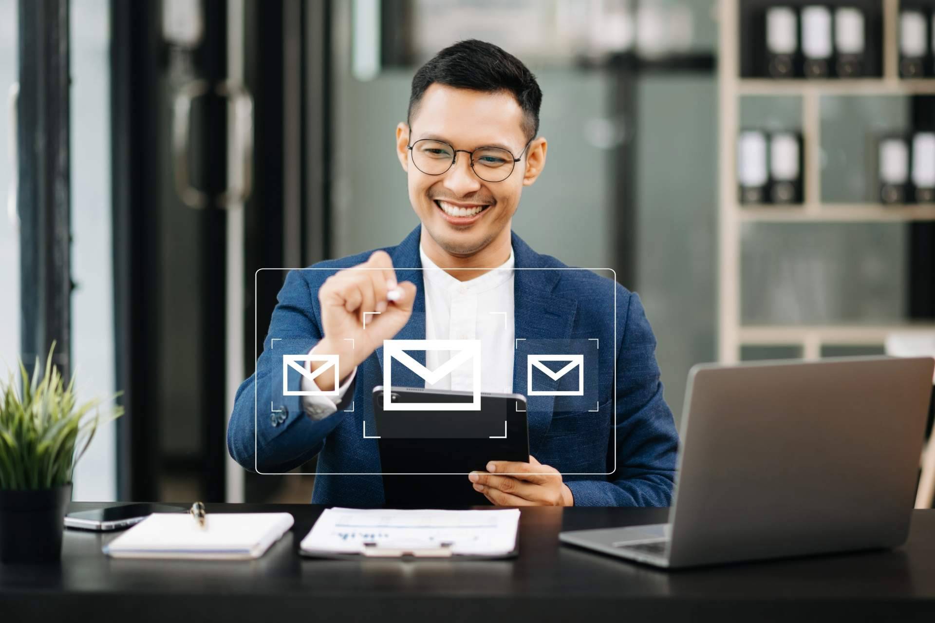 Israel Huerta potencia el éxito empresarial con campañas de email marketing de alto impacto y bajo coste