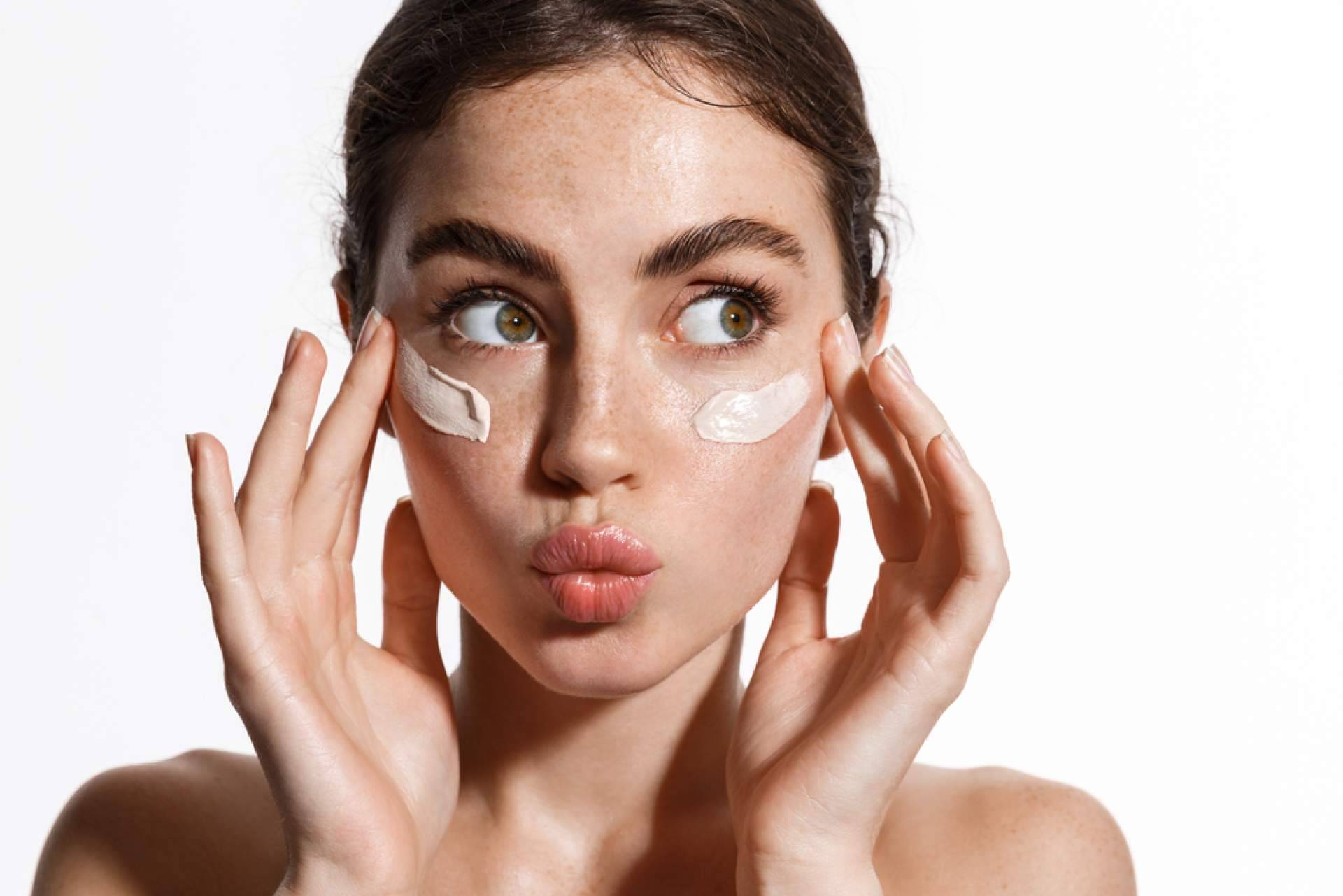 Farmasky lanza promoción de A-Derma Exomega con 25 % de descuento en la segunda unidad