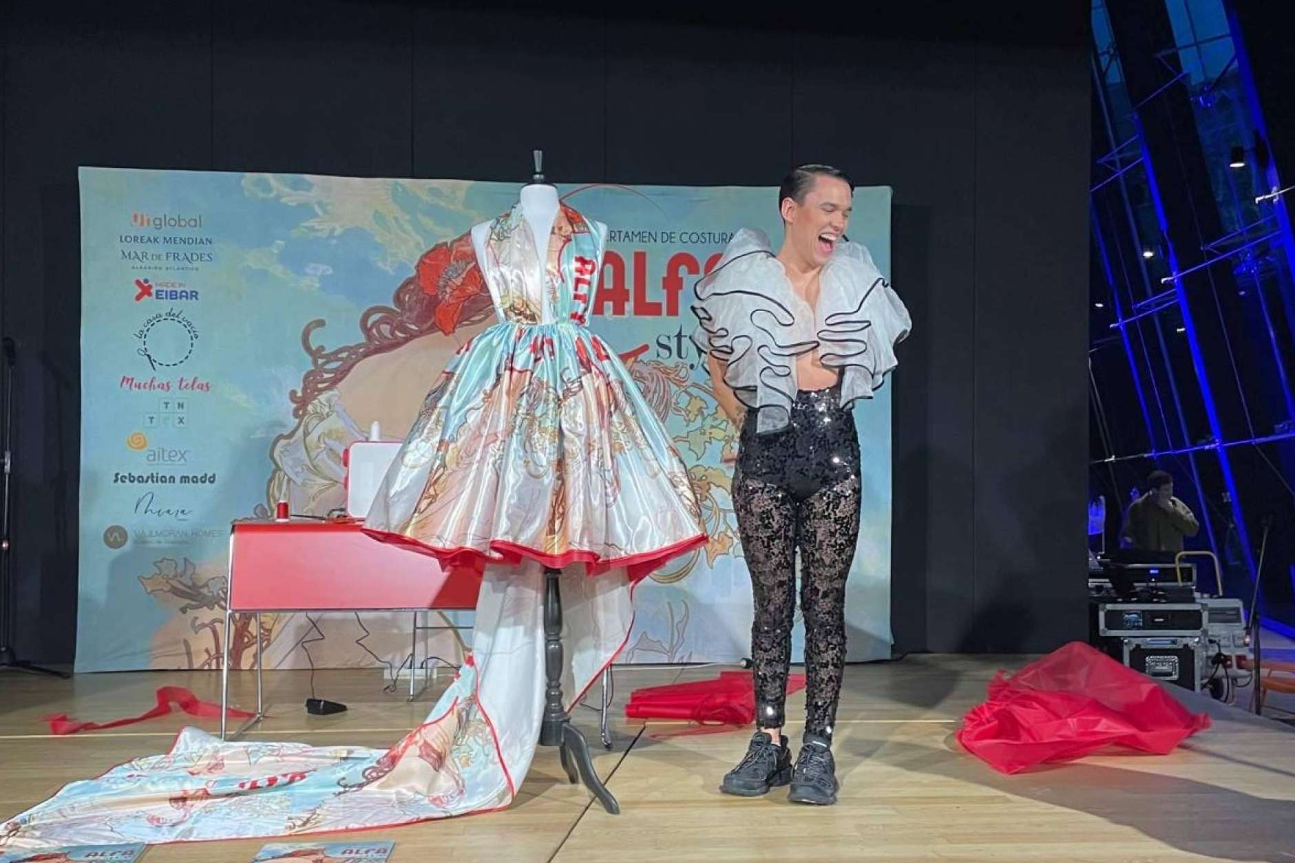 Éxito rotundo de la gran final del concurso nacional de costura Alfa Style
