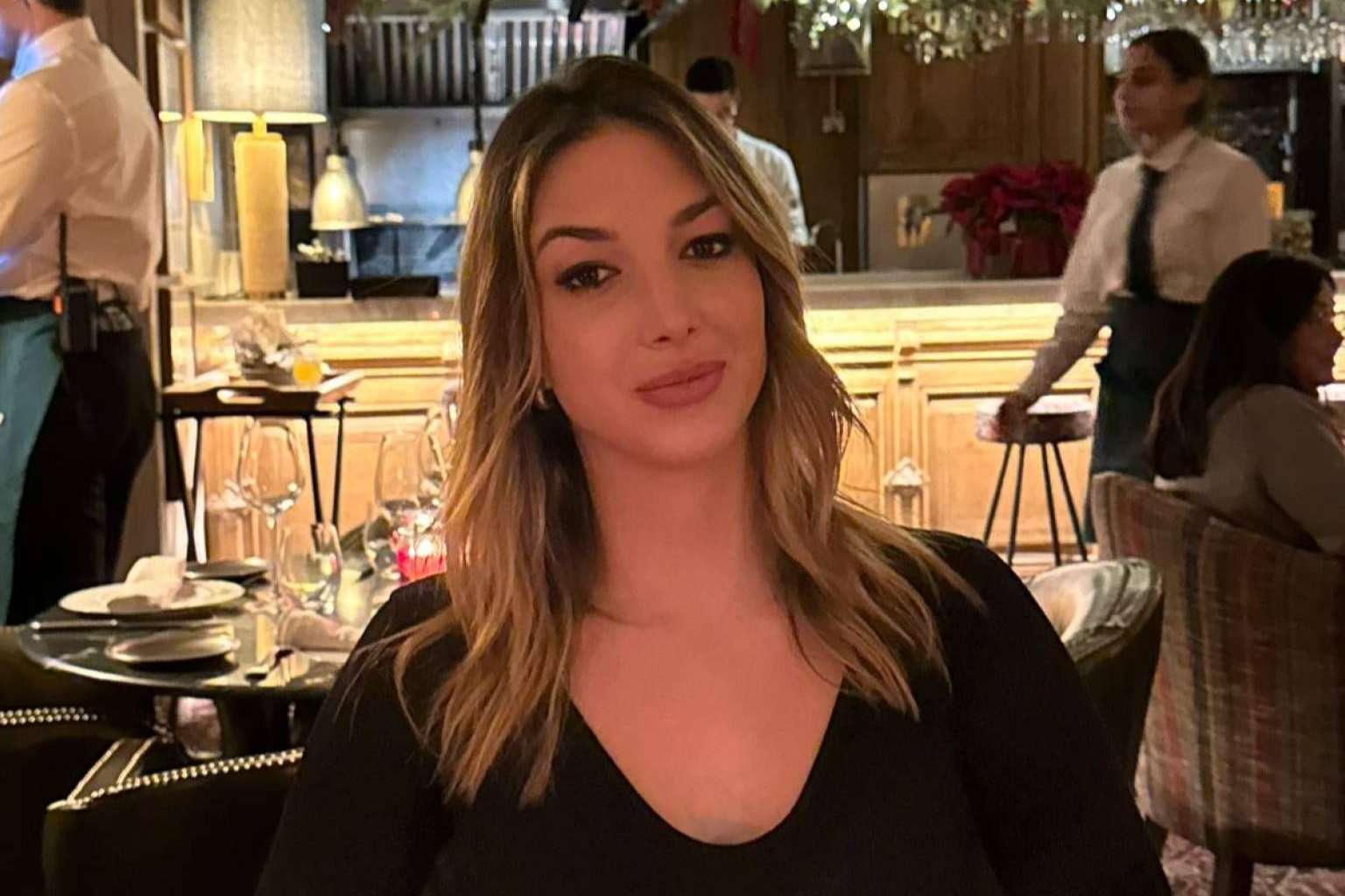 Claudia Raymat, una periodista con impacto en la gestión de crisis y la escena foodie