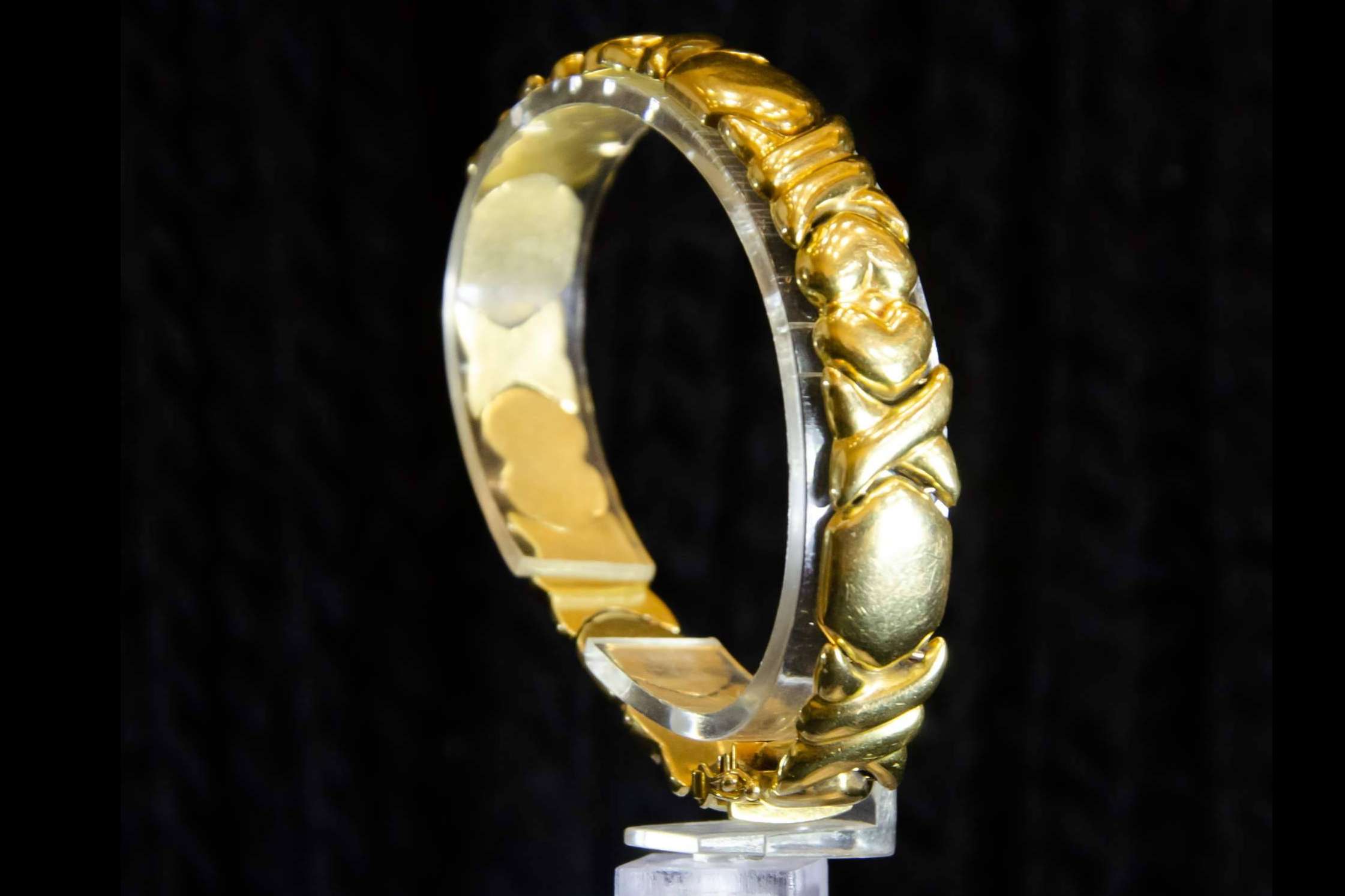 Compro Oro Oviedo, el establecimiento de referencia para vender oro usado en la ciudad