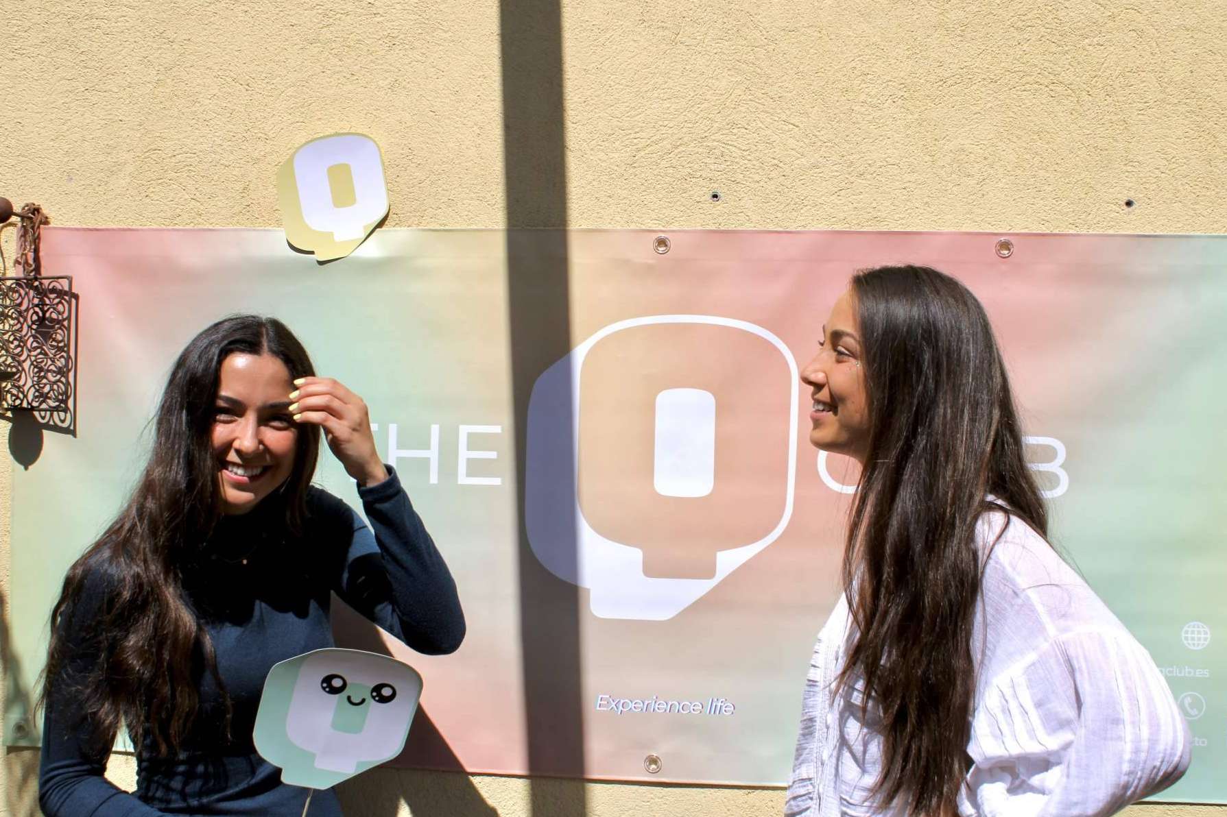 El 'Tinder' del marketing; Dos hermanas revolucionan la conexión marca-creador