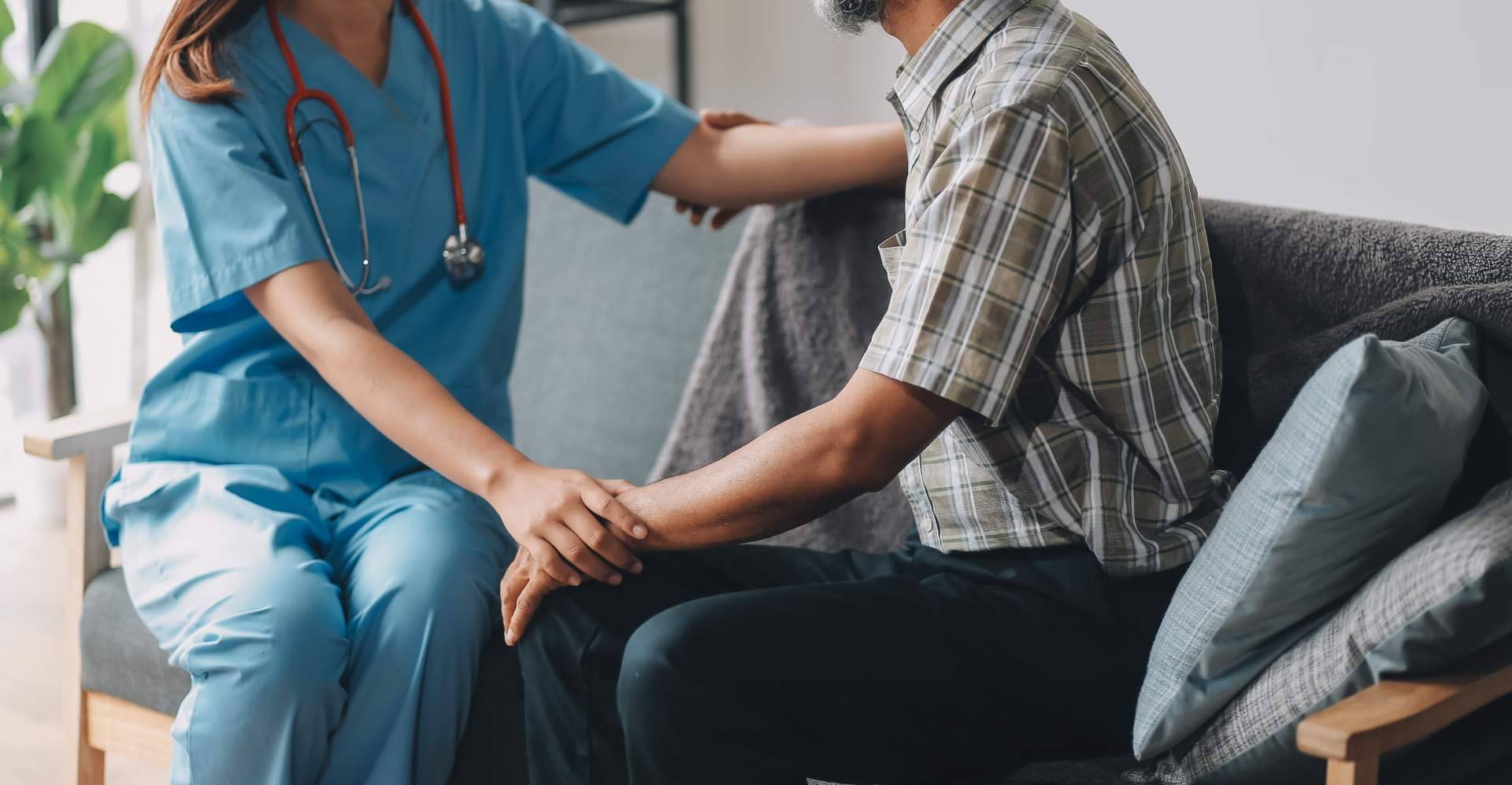 Rehabilitación a domicilio para pacientes con Parkinson; Inima Rehabilitación impulsa el tratamiento personalizado en el Día Mundial del Parkinson