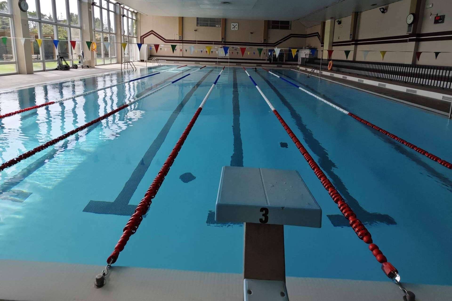 Tecnología limpia y ecológica para piscinas; POOL TIGER reduce hasta un 90% los productos químicos
