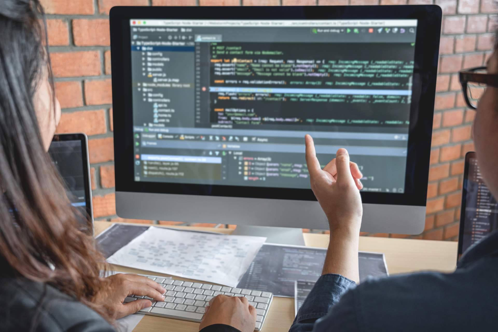 CEESA impulsa la transformación digital de empresas mediante soluciones de software personalizadas