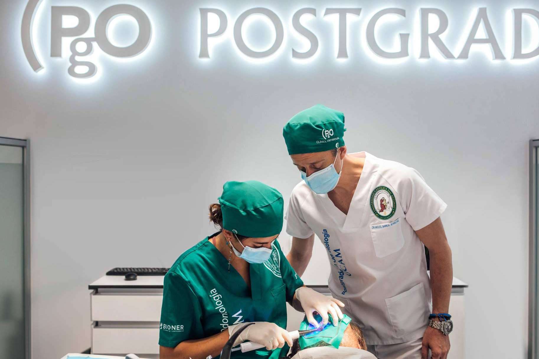 PgO UCAM ofrece formación especializada en odontología