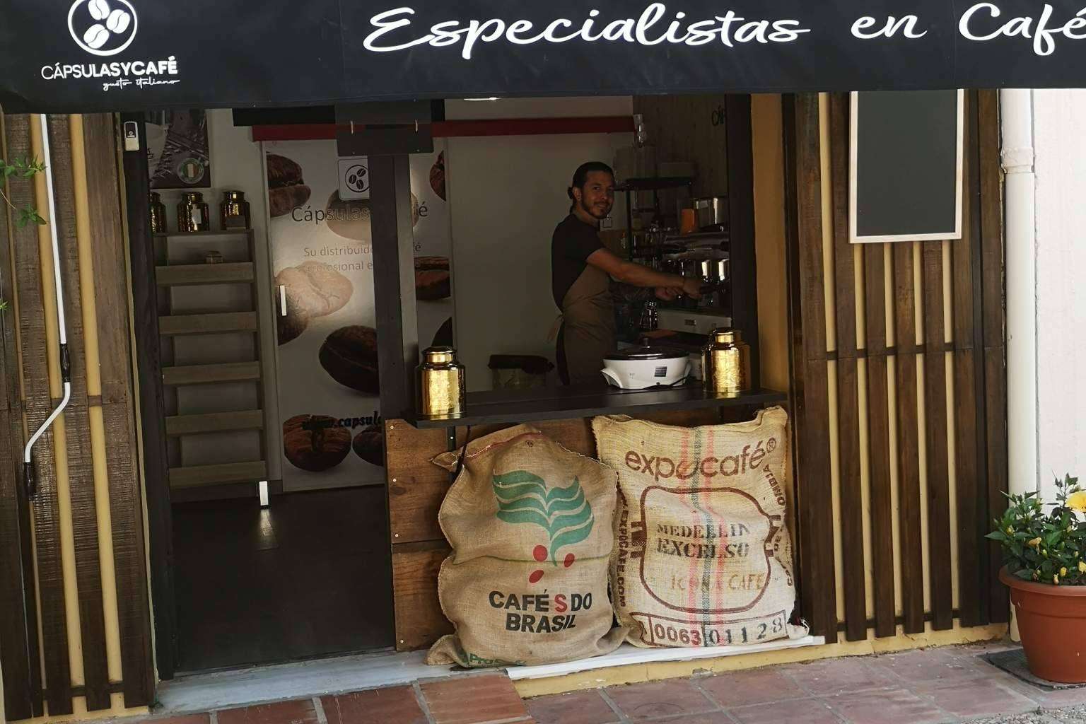 Cápsulas y Café amplía su oferta con café en grano y cápsulas compatibles para todos los gustos