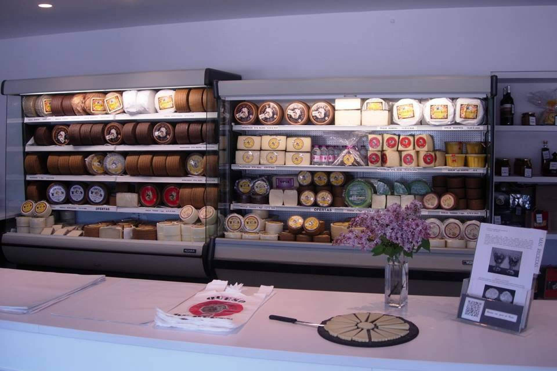 Quesos Huete presenta su tienda on-line con pedidos refrigerados y queso Manchego con DOP