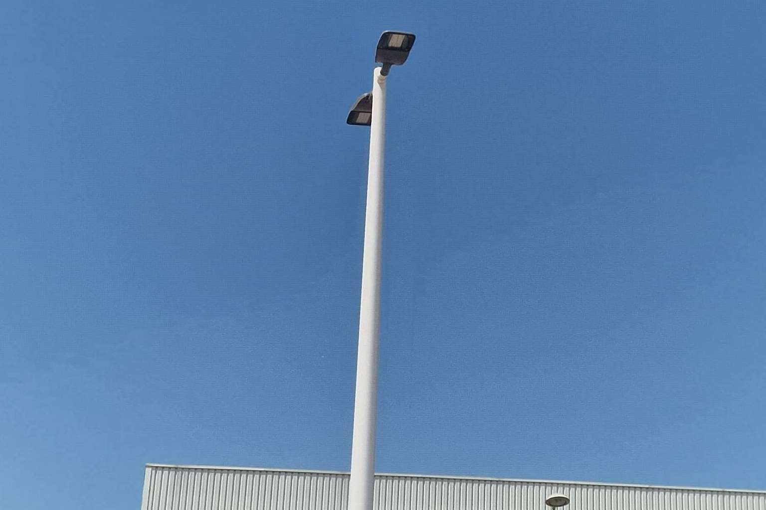 Tecnología y luz para el motor industrial del futuro; Asvitae en Parc Sagunt