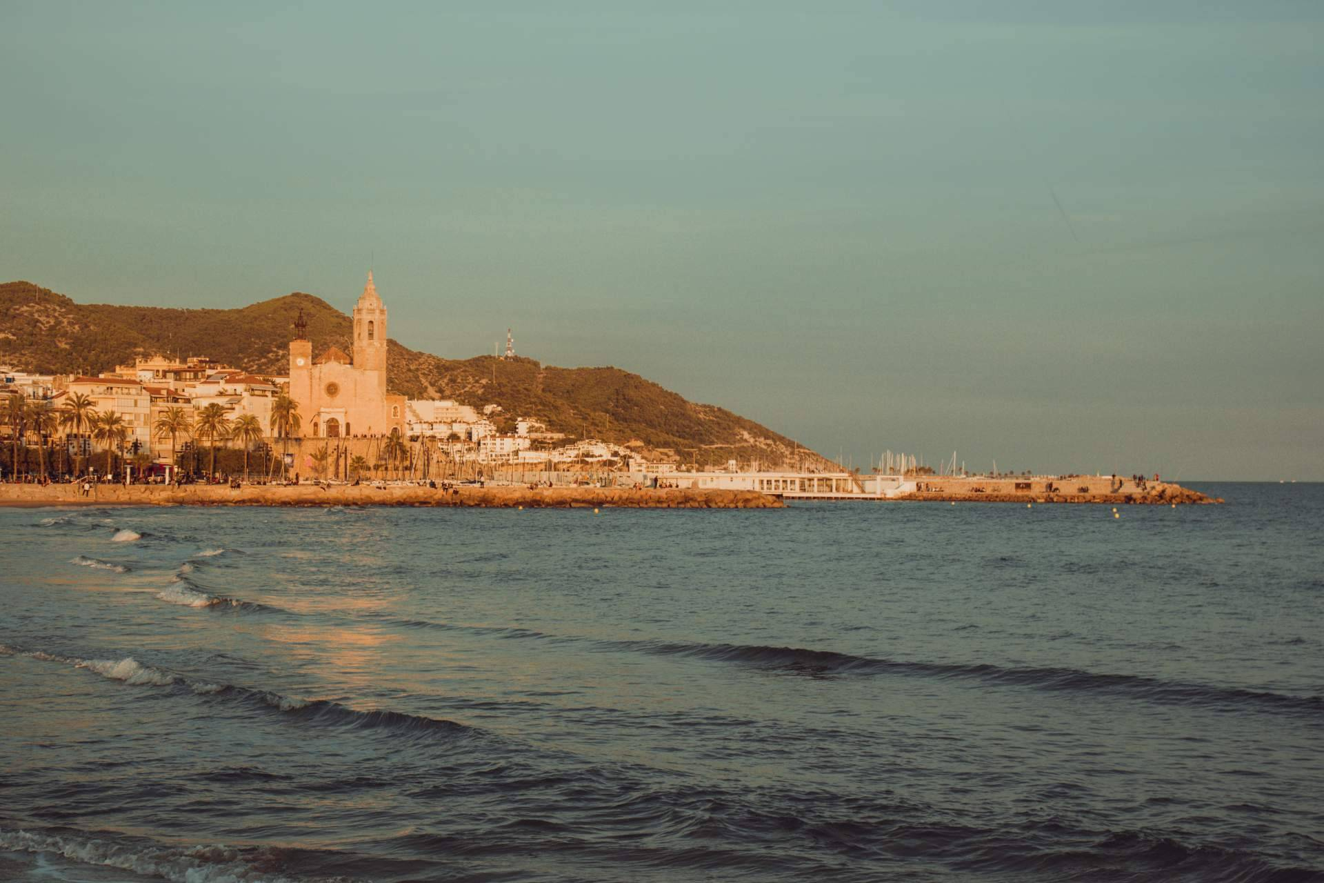 La Clau Élite acompaña la adquisición de chalets de lujo en Sitges con un servicio exclusivo