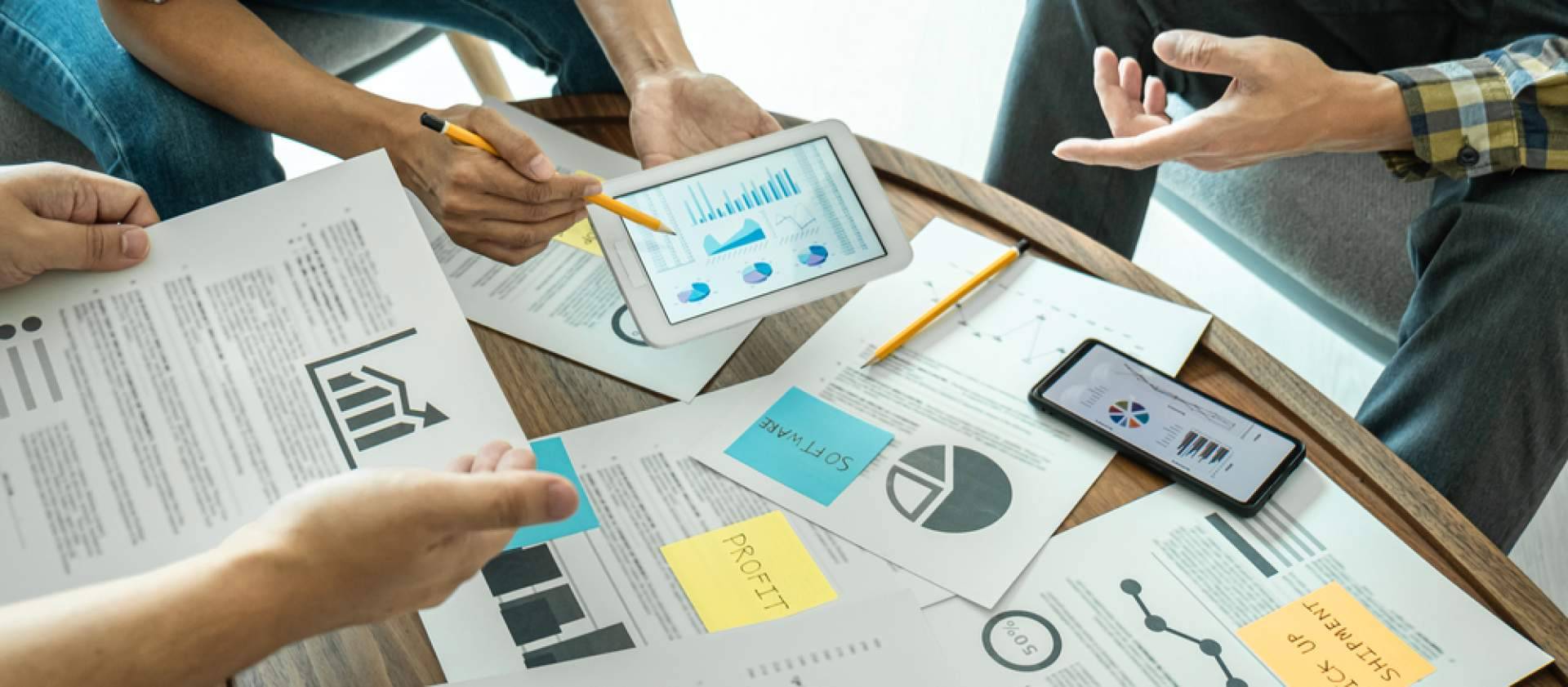 Contenido que convierte; la propuesta de Llámalo Equix para marcas que buscan continuidad