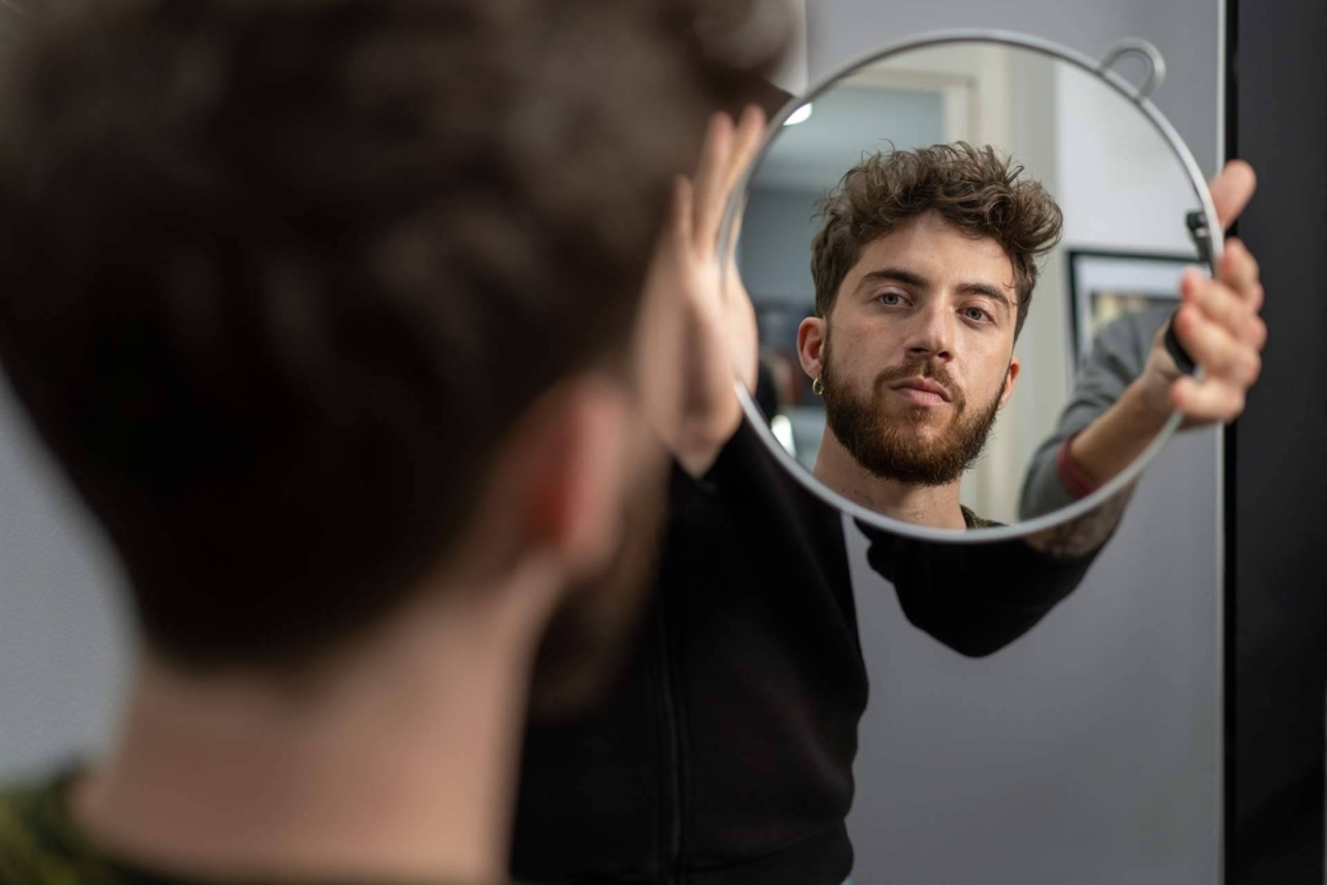 La barbería en Madrid donde tradición, precisión y estilo conviven en cada servicio