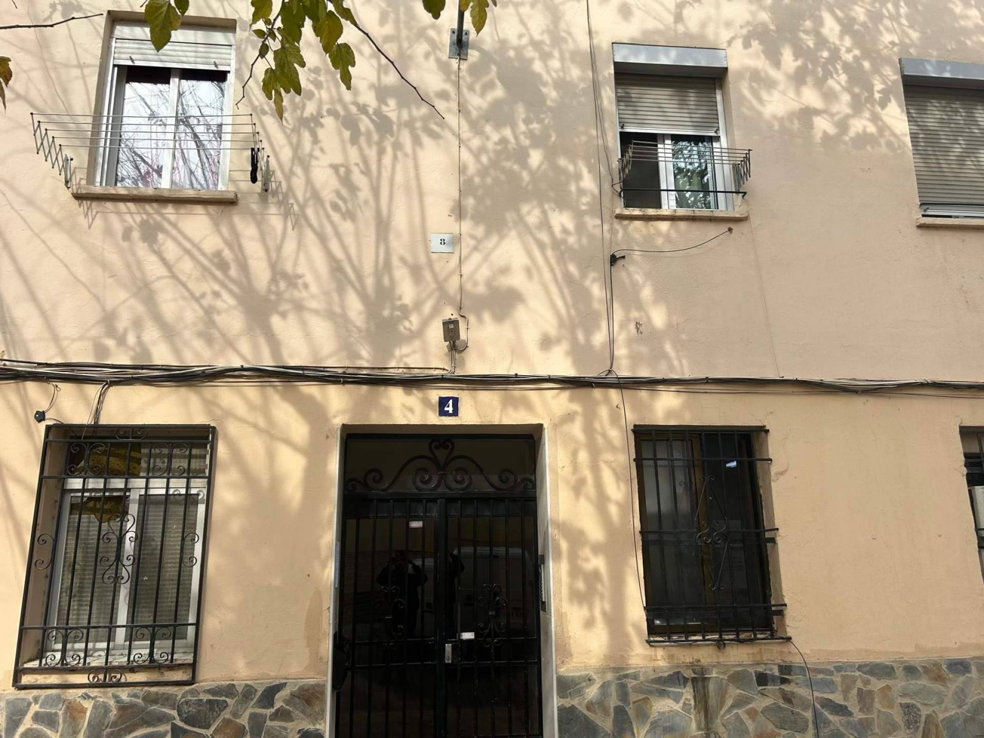 Cómo una empresa especializada en ocultar cables de fachada está cambiando el aspecto de los barrios