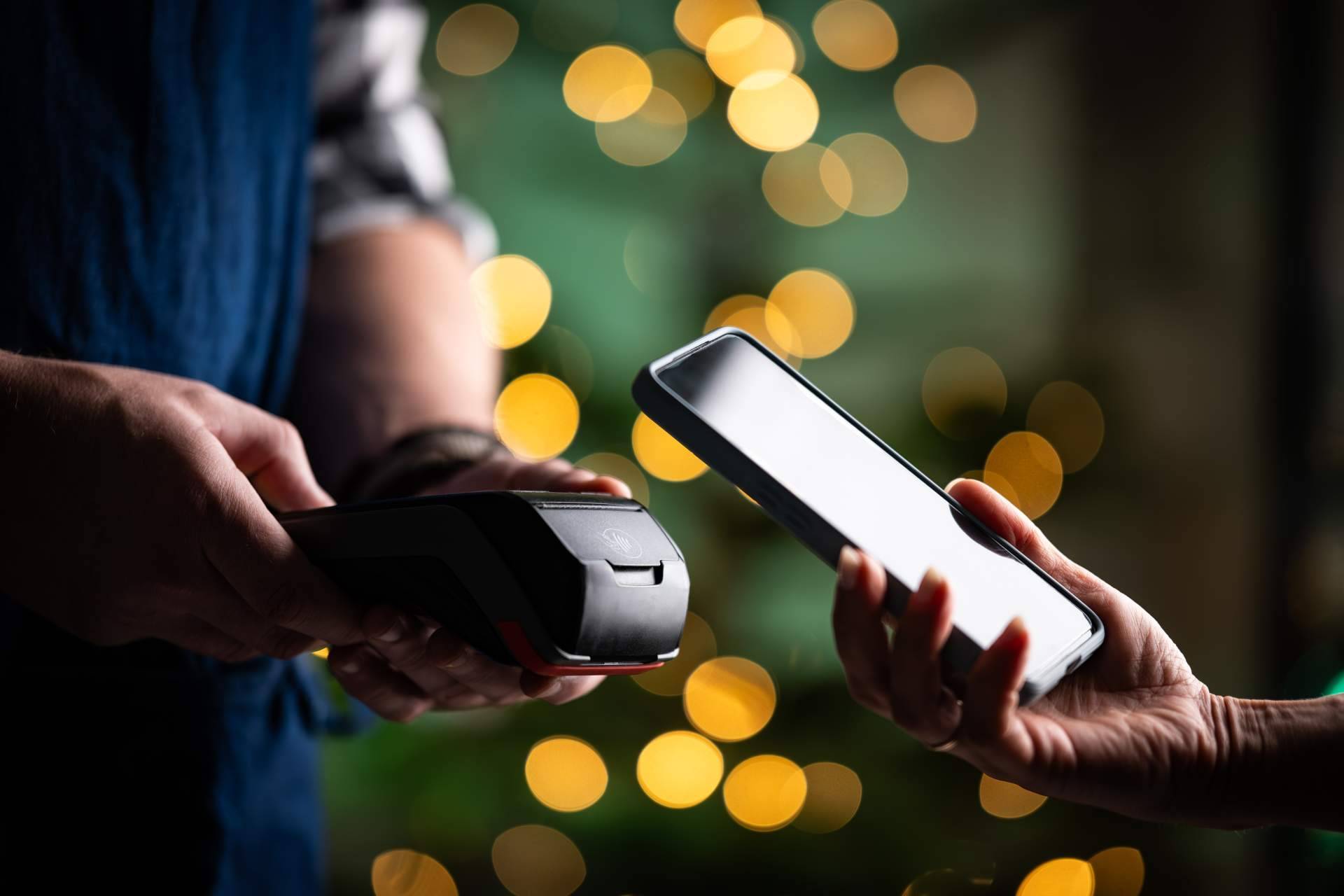 Cada vez más, las compras navideñas se pagan poco a poco