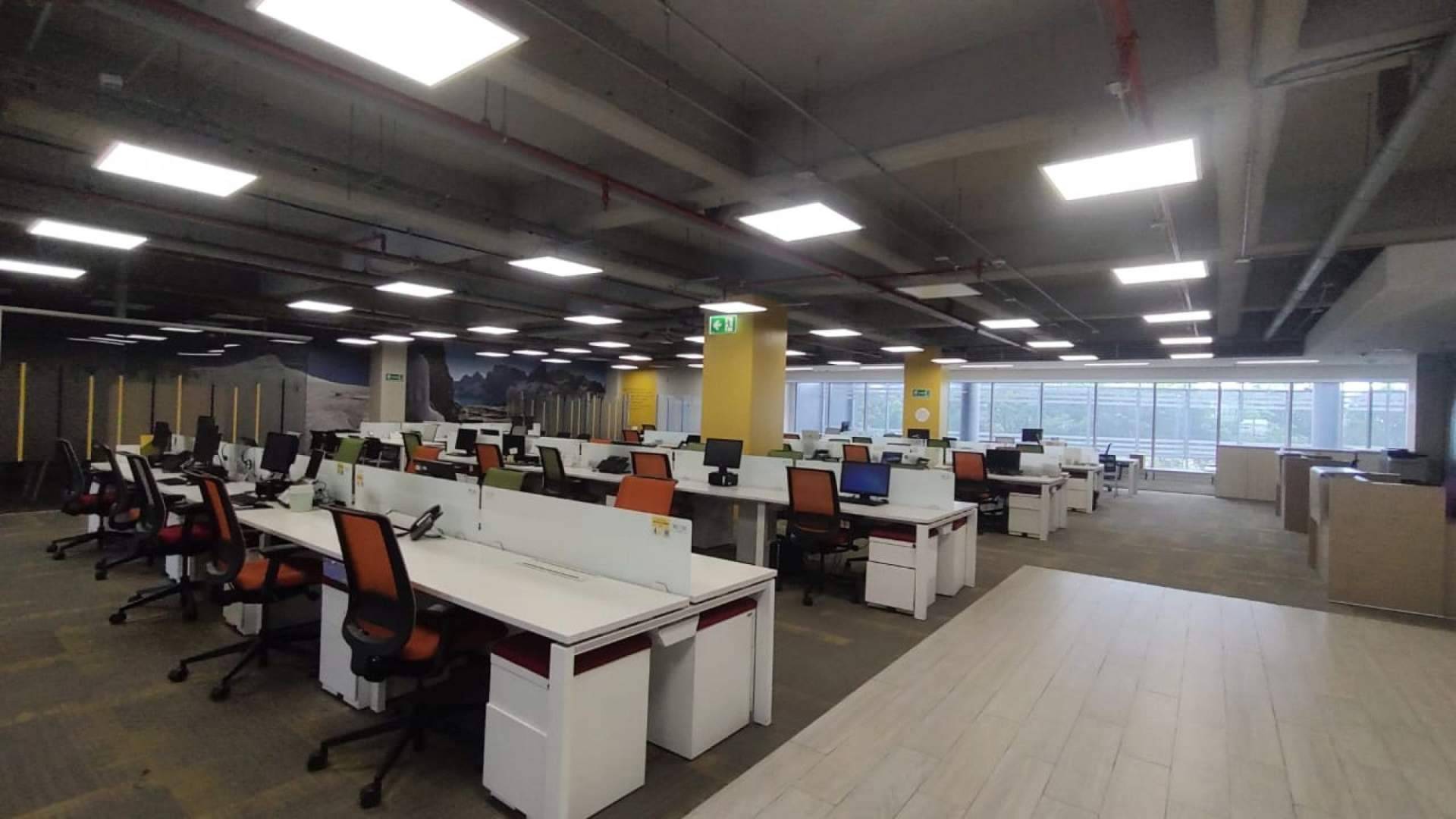 Edificio en Las Américas en venta destaca por su ubicación estratégica para empresas e inversores