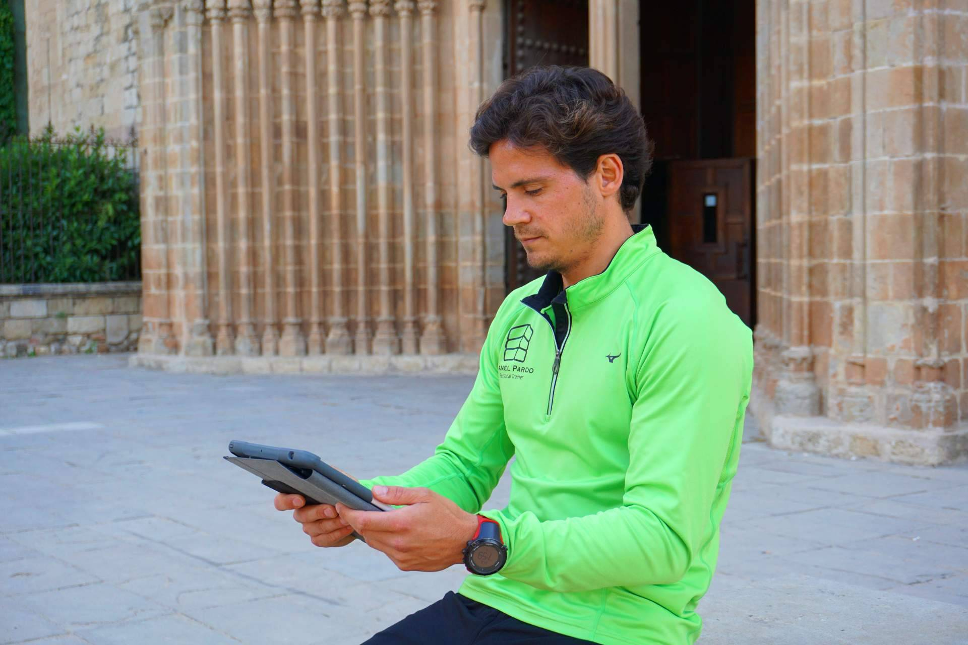 Movimiento saludable en el trabajo; mini rutinas para combatir el estrés y el sedentarismo