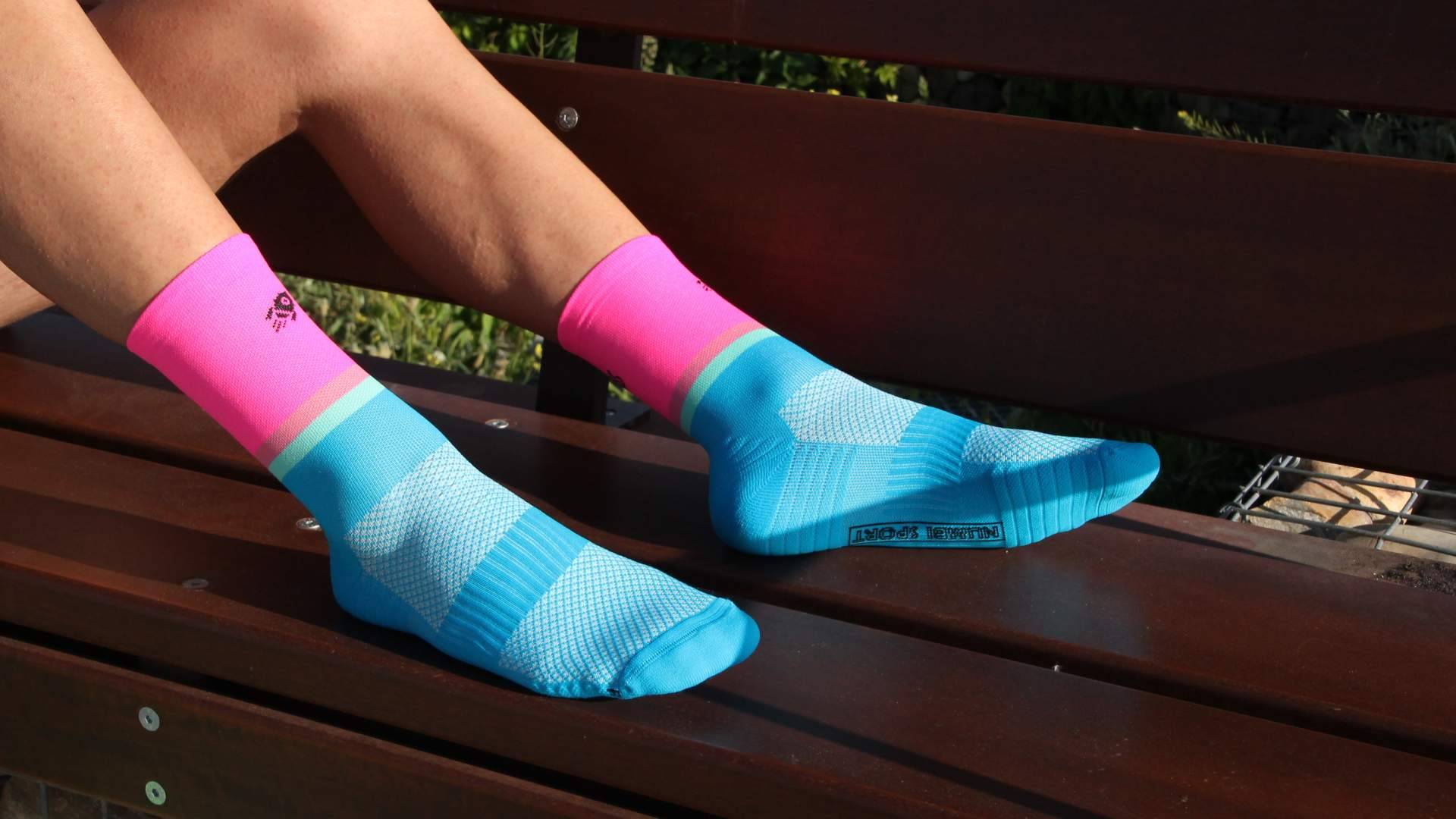 El falso mito de que cualquier calcetín sirve para correr, la importancia del equipamiento en el running