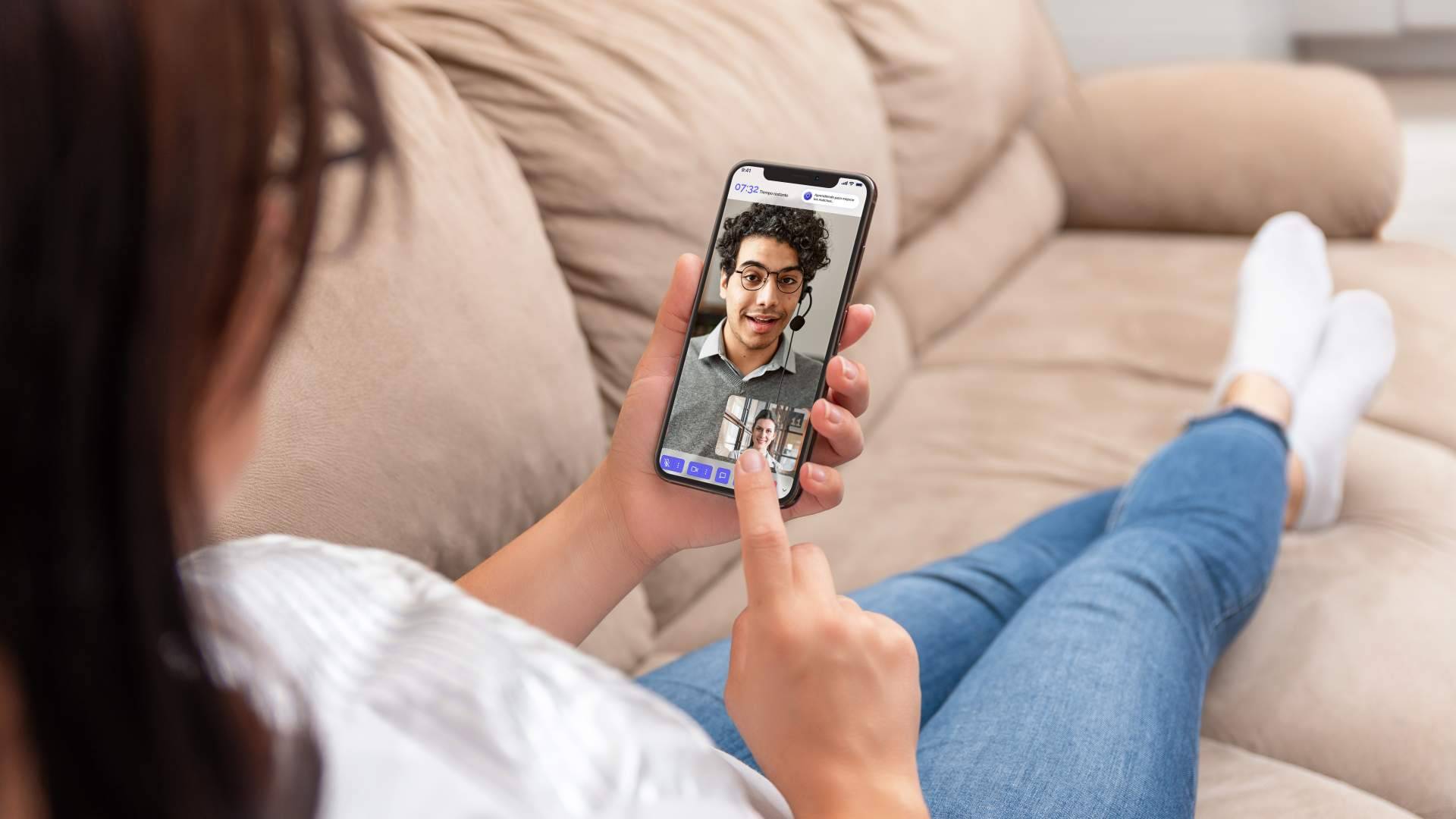 Una nueva forma de conectar empresas y candidatos mediante entrevistas reales, el modelo de QIU