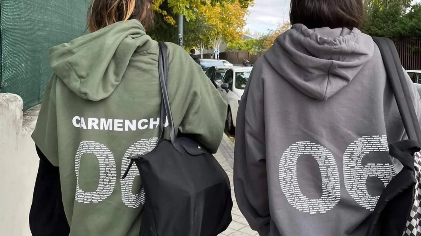 Sudaderas de grupo personalizadas en España; diseño, producción y envío con Kronix